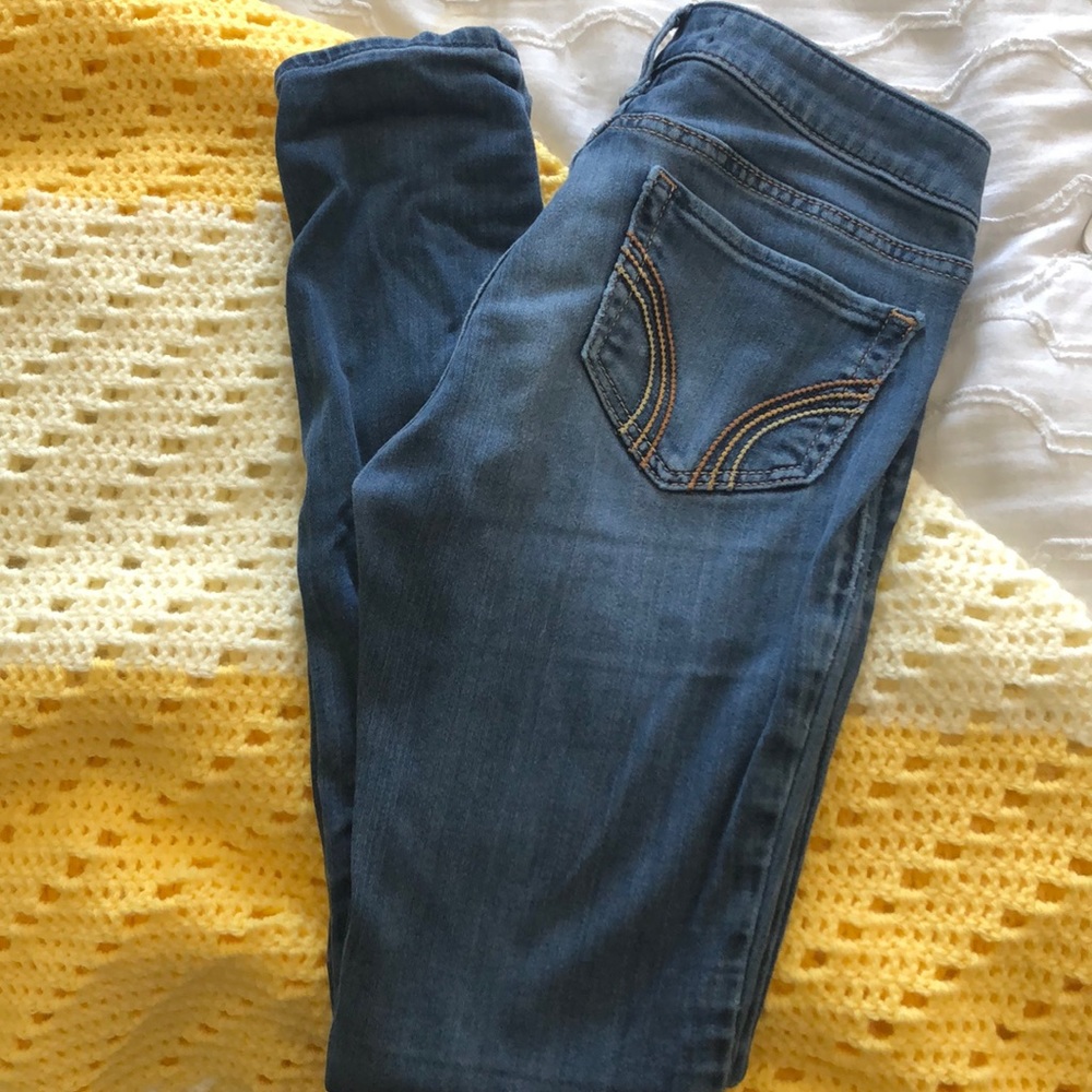 Low-Rise Medium Wash Jeggings